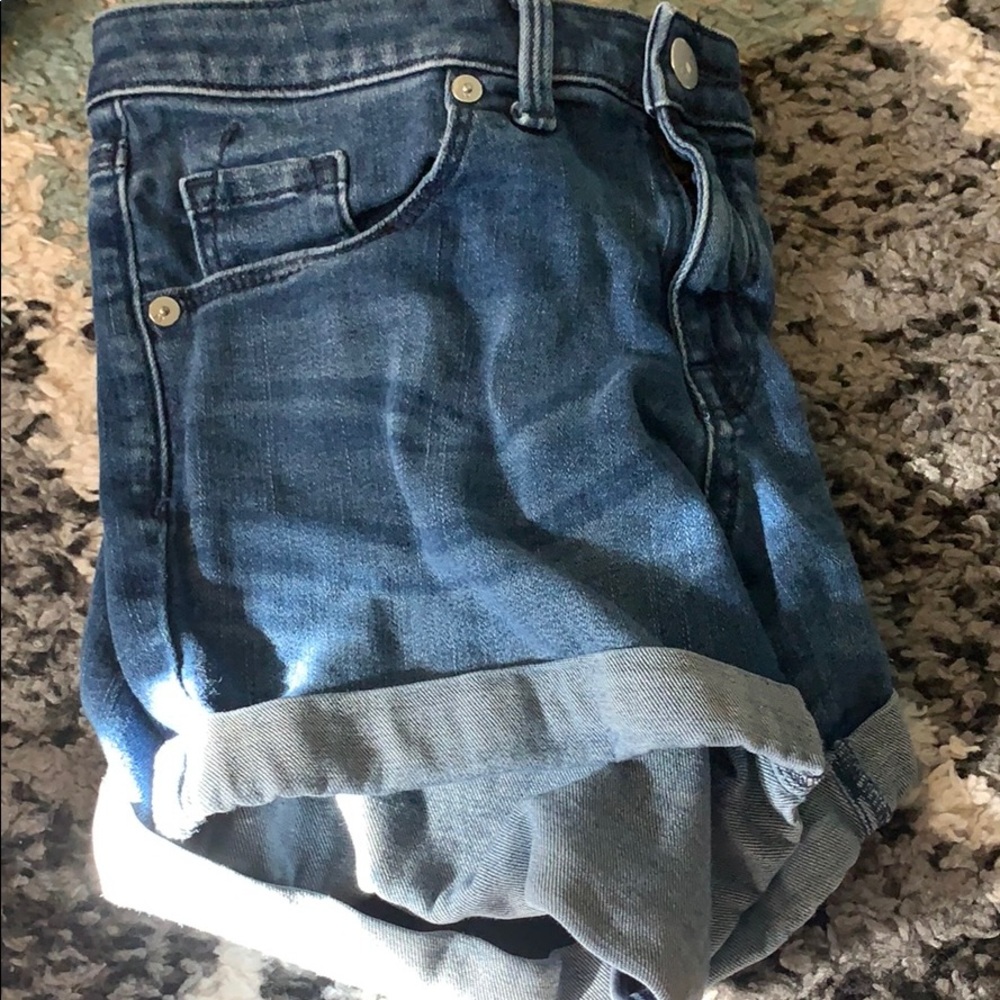 Denim mid rise shorts